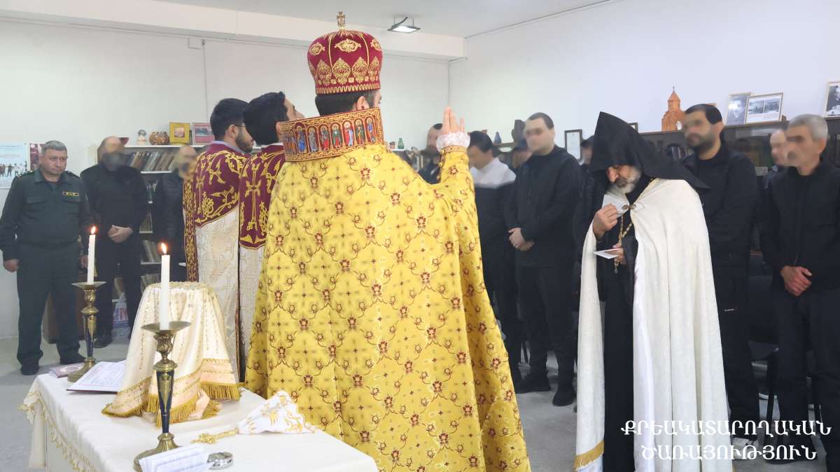 Խաչի գյուտի տոնը «Երկինք եւ երկիր պիտի անցնեն, բայց իմ խօսքերը չպիտի անցնեն» (Մատթ.24.35)։ Սուրբ Պատարագ՝ «Արմավիր» քրեակատարողական հիմնարկում